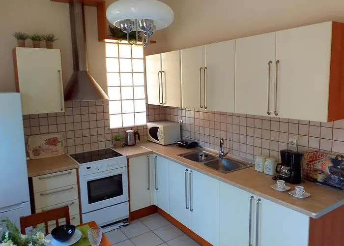 Villa Rosa Garden House